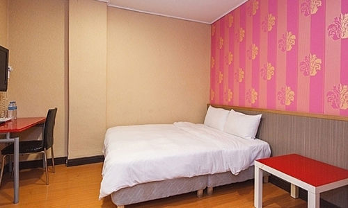 Baoshan Hotel Zhongli Exterior foto